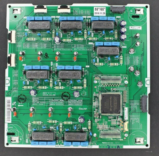 902a